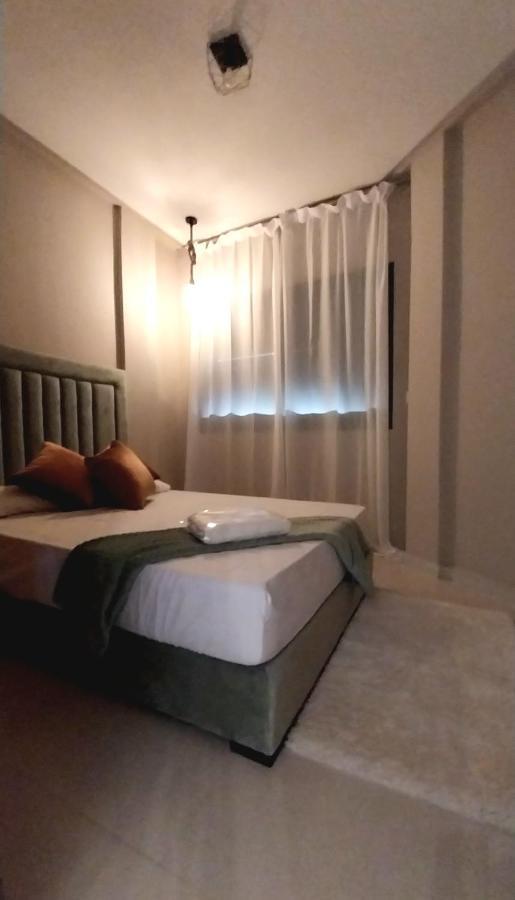 Beautiful Apartment Next To Airport Mohamed V Derroua ภายนอก รูปภาพ