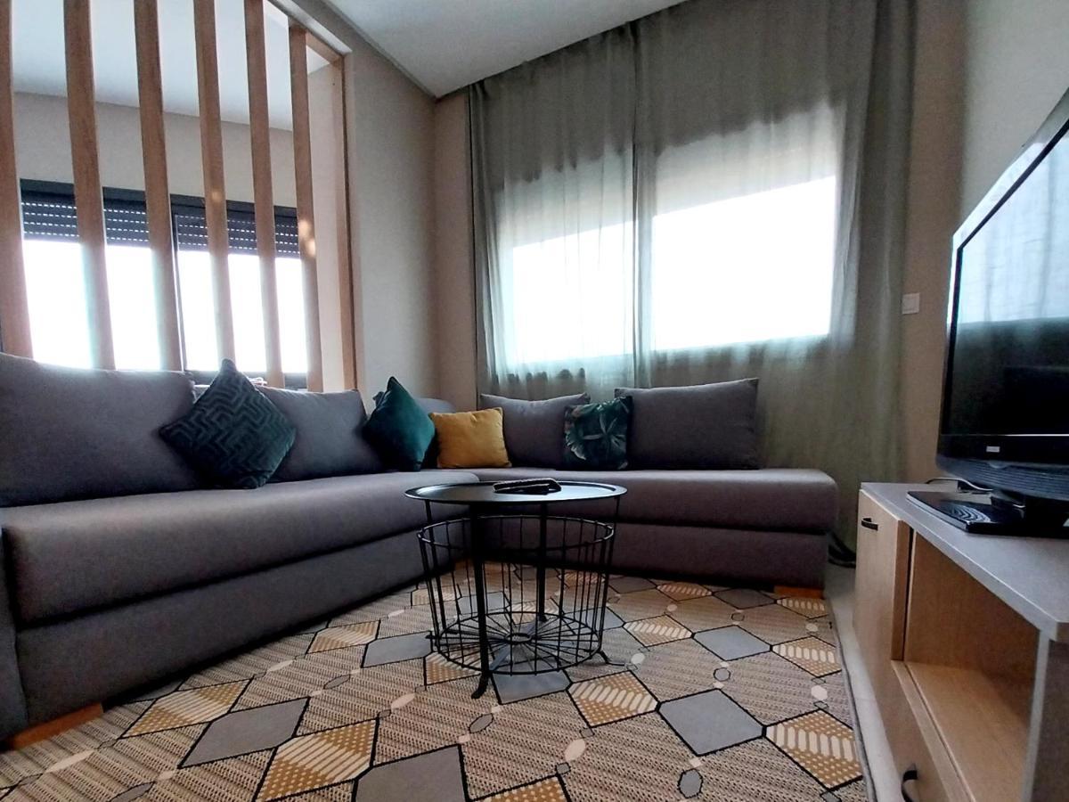 Beautiful Apartment Next To Airport Mohamed V Derroua ภายนอก รูปภาพ